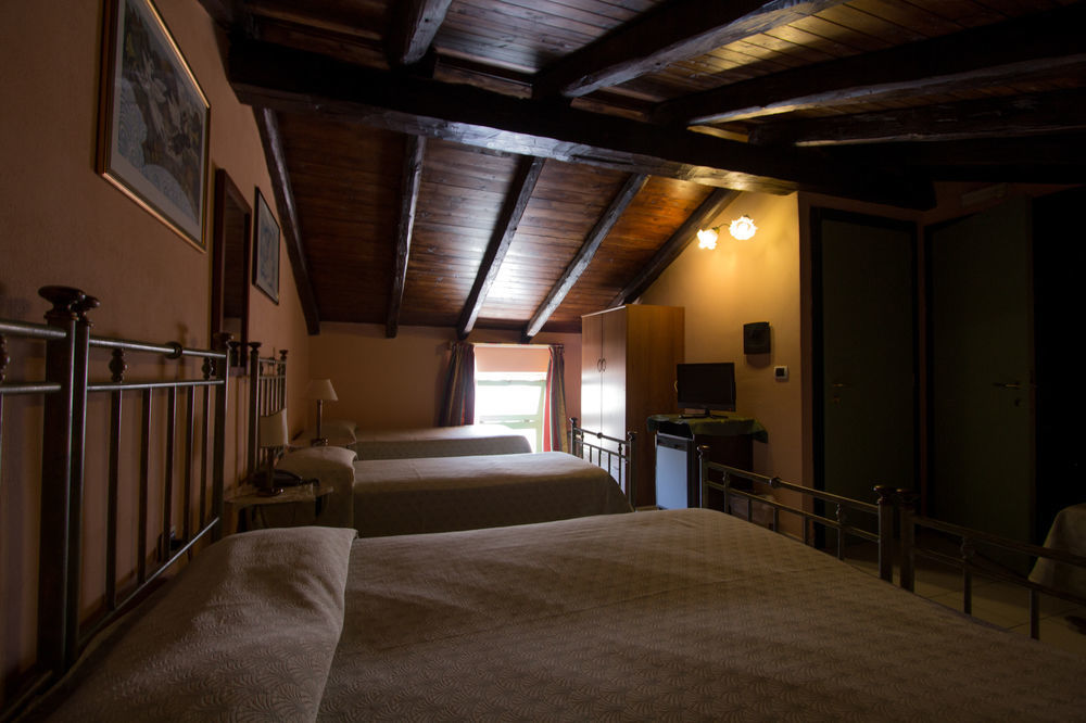 Hotel Posta Syracuse Exterior photo
